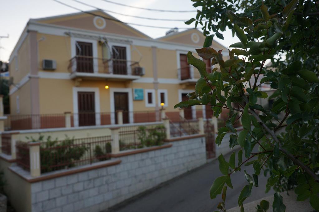 Villa Pinotsi Simi Dış mekan fotoğraf