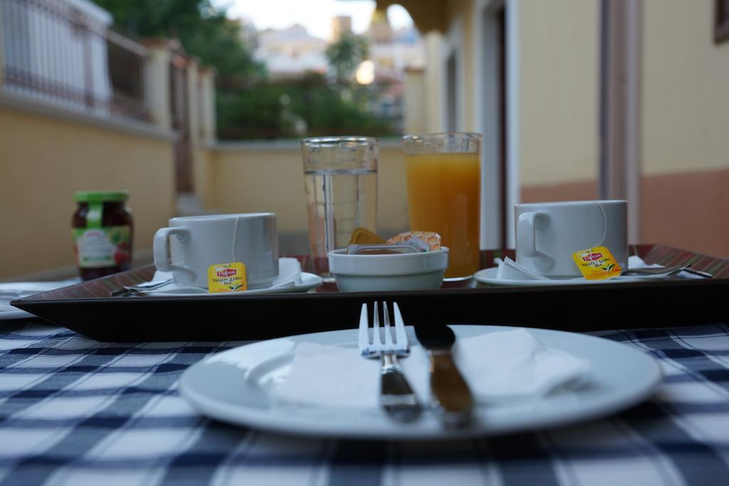 Villa Pinotsi Simi Dış mekan fotoğraf
